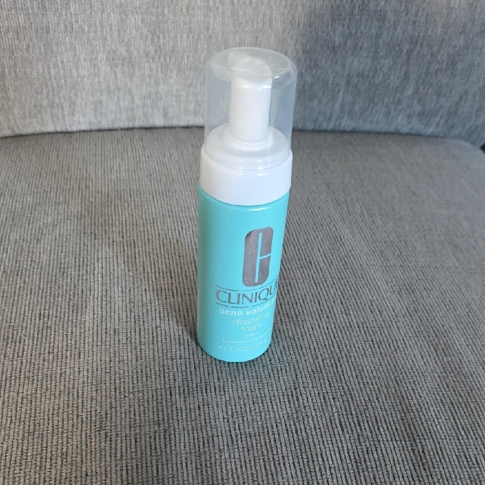 Clinique Acne Solutions‎ Cleansing Foam, 4.2oz., Neq
